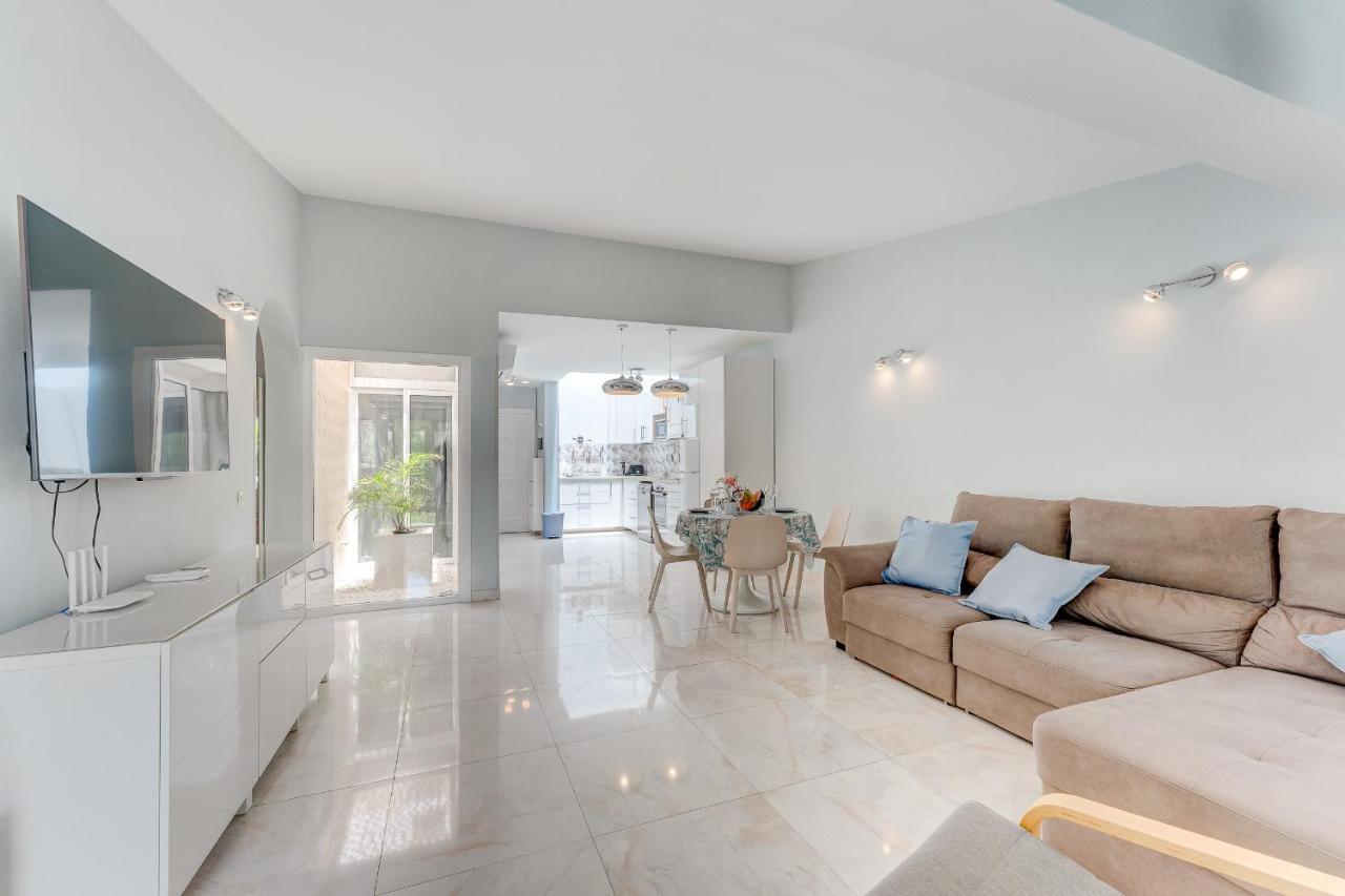 Beautiful Bungalow In Island Village Costa Adeje Dış mekan fotoğraf